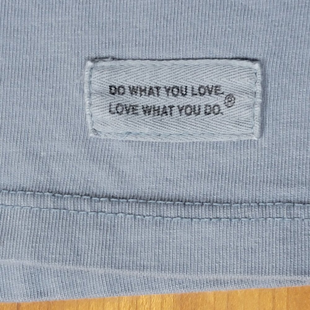 Life Is Good Crew Neck Short Sleeve Tee The Earth Has Music For Those Who Listen - Picture 6 of 7